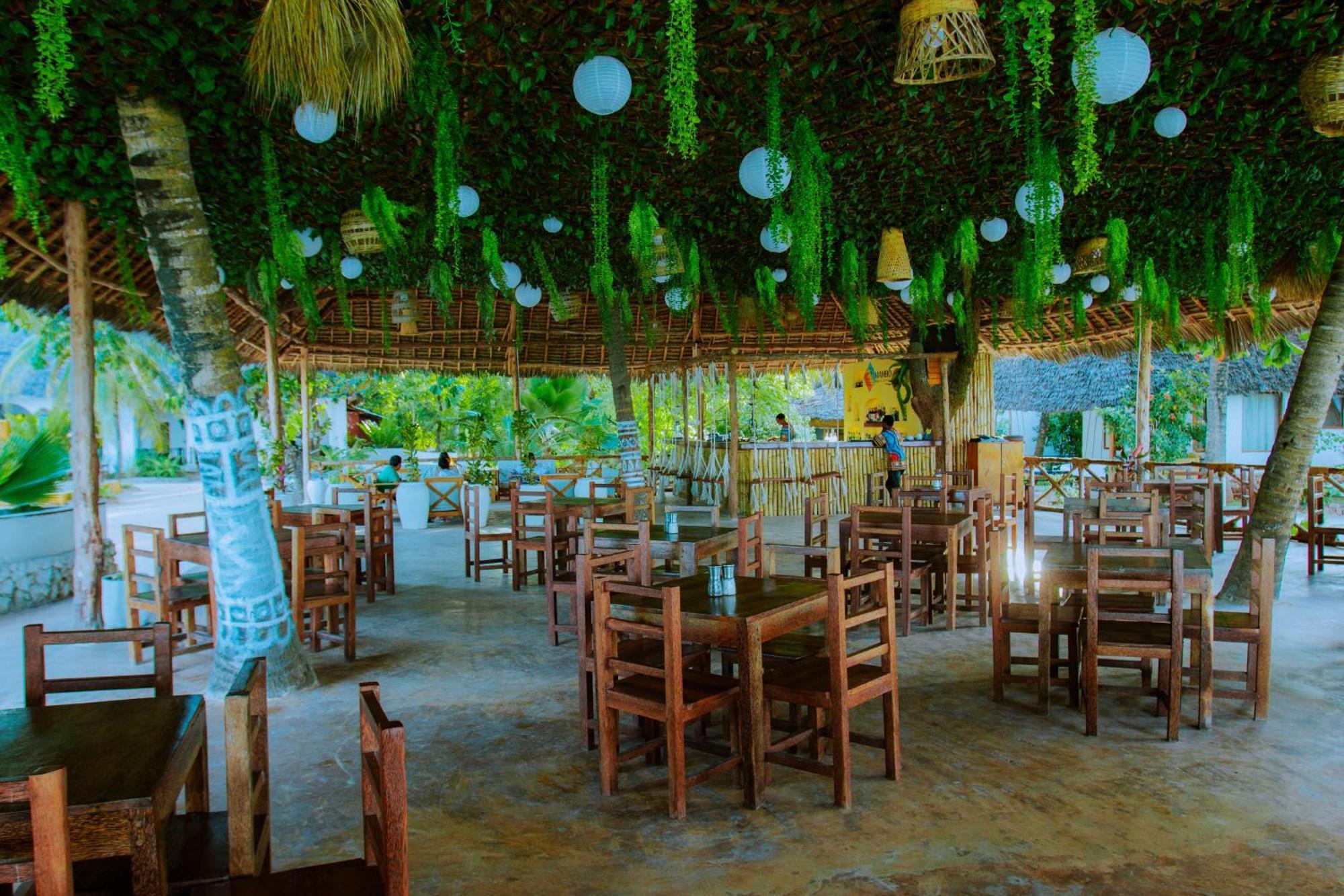 Mambo Ocean Resort Pwani Mchangani Bagian luar foto