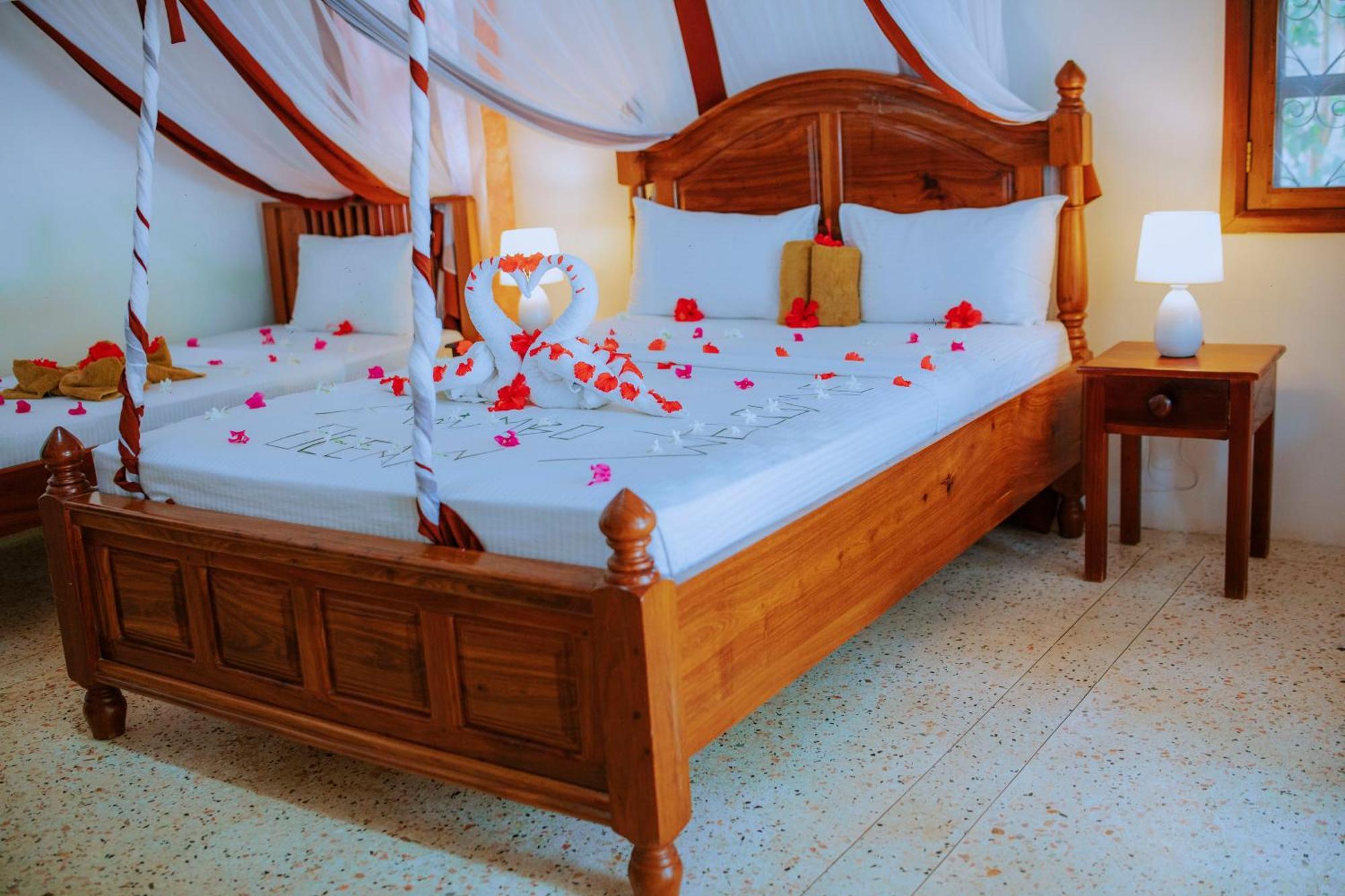 Mambo Ocean Resort Pwani Mchangani Bagian luar foto